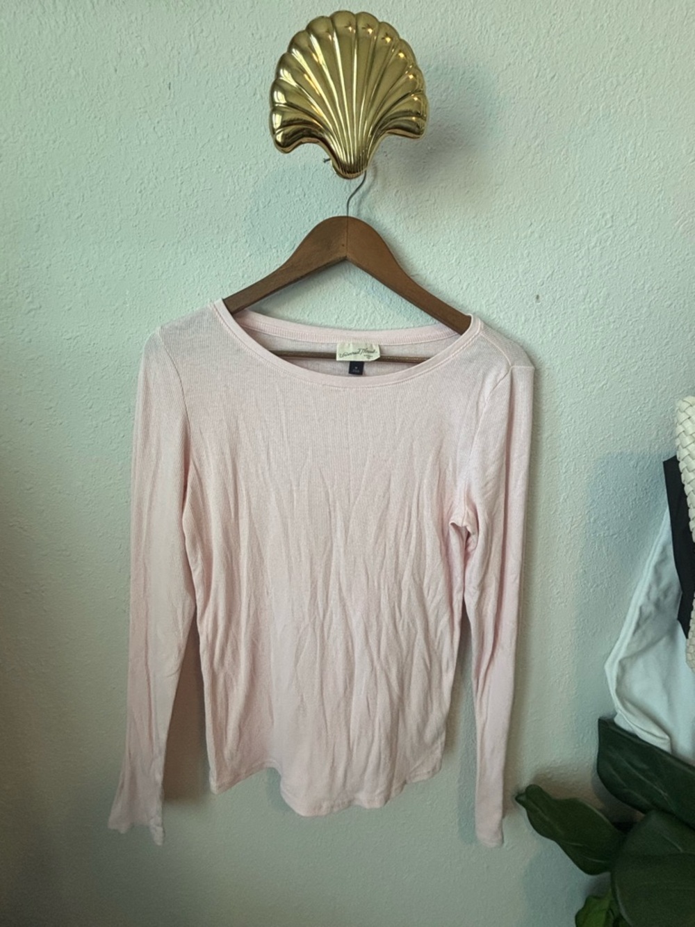 Universal Thread Pale Pink Crewneck Long Sleeve Top